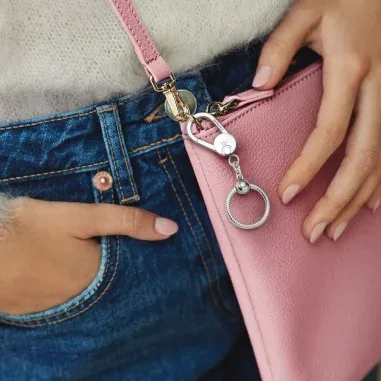 Petit Porte-Charms Coeur Pandora Moments — vue 3