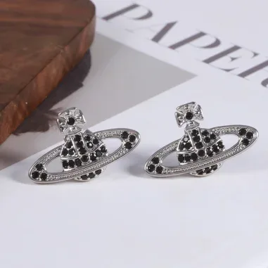Boucles d'oreilles Vivienne Westwood Orb pendantes argentées cristaux noirs — vue 2
