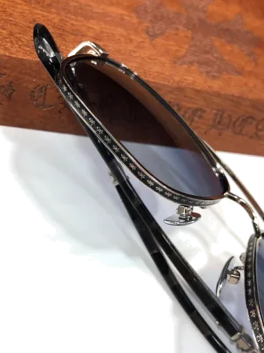 Lunettes de soleil Chrome Hearts CBEATH II carrées métal — vue 3