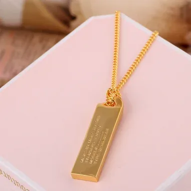 Collier Marc by Marc Jacobs Plaque Workwear Acier Doré — vue 5
