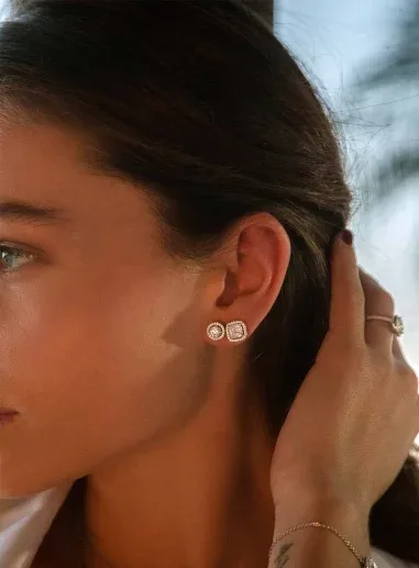 Boucles d'oreilles clous carrés APM Monaco argent 925 et pierres — vue 2